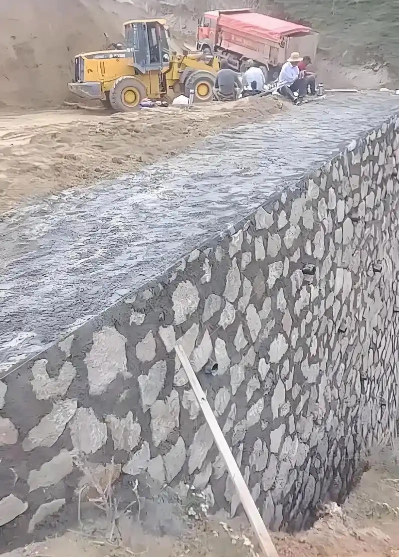 常州溧阳边坡加固